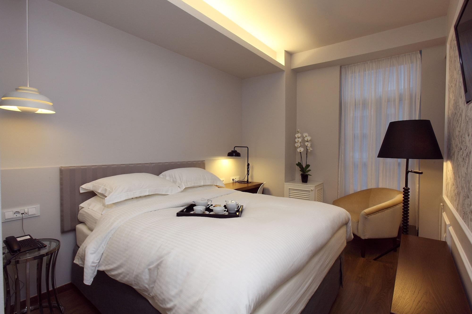 Hotel Metropolis Joánina Kültér fotó